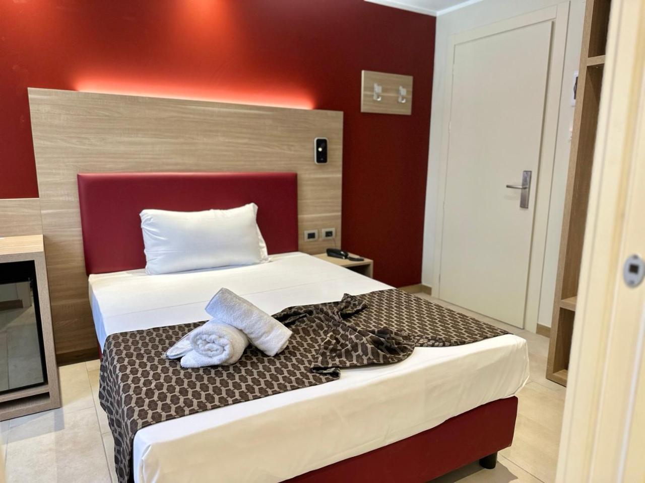 Hotel Giacosa Milan Exterior photo